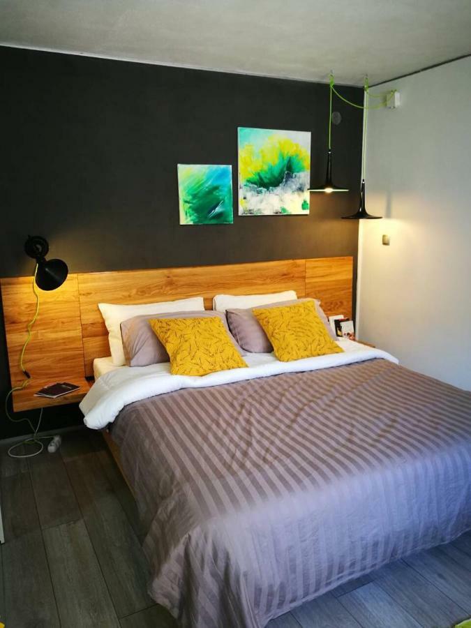 Cres Art Studio Lime Apartment Exterior foto