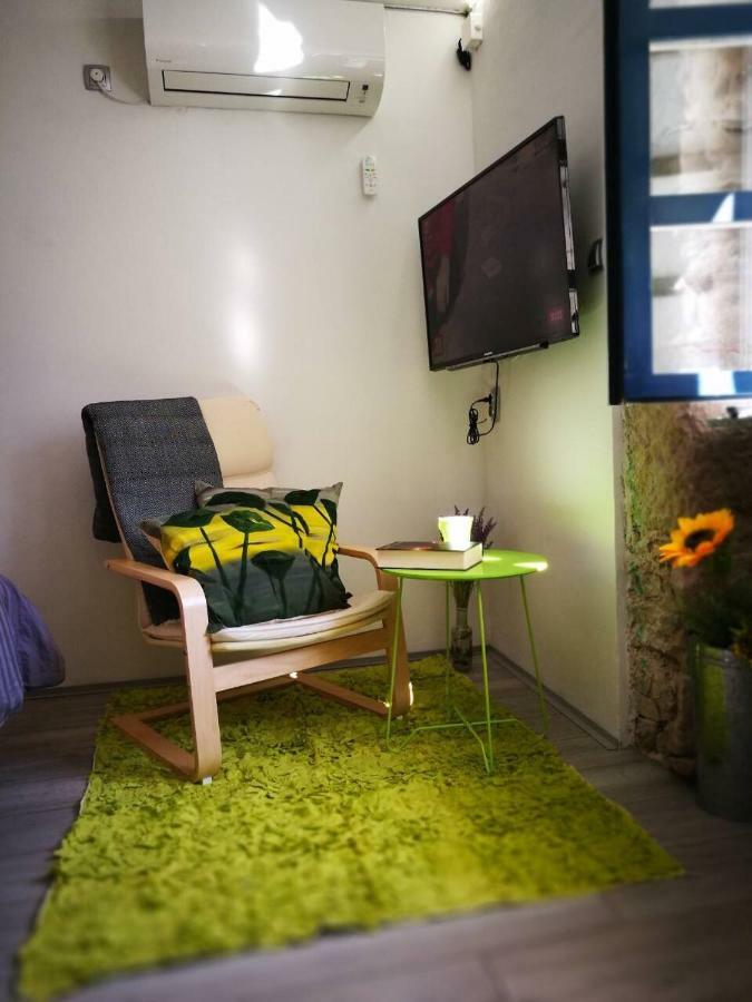 Cres Art Studio Lime Apartment Exterior foto