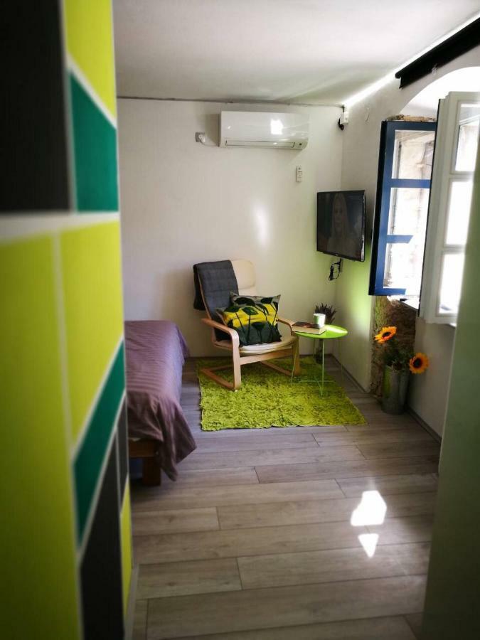 Cres Art Studio Lime Apartment Exterior foto